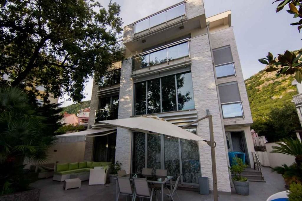Виллы Lux Villa Ivan Budva Будва-95